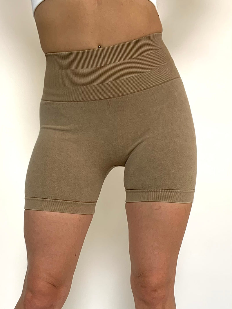 Scrunch Bum Shorts - Dusty Sand
