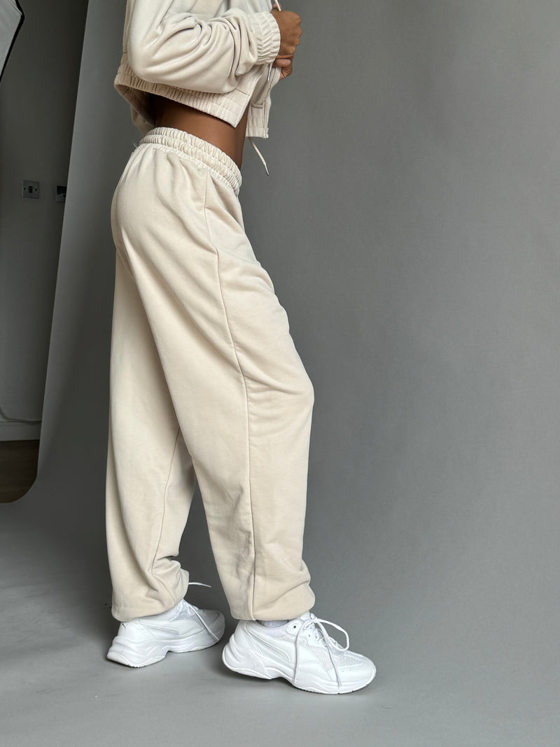 Loose Training Joggers  - Ivory