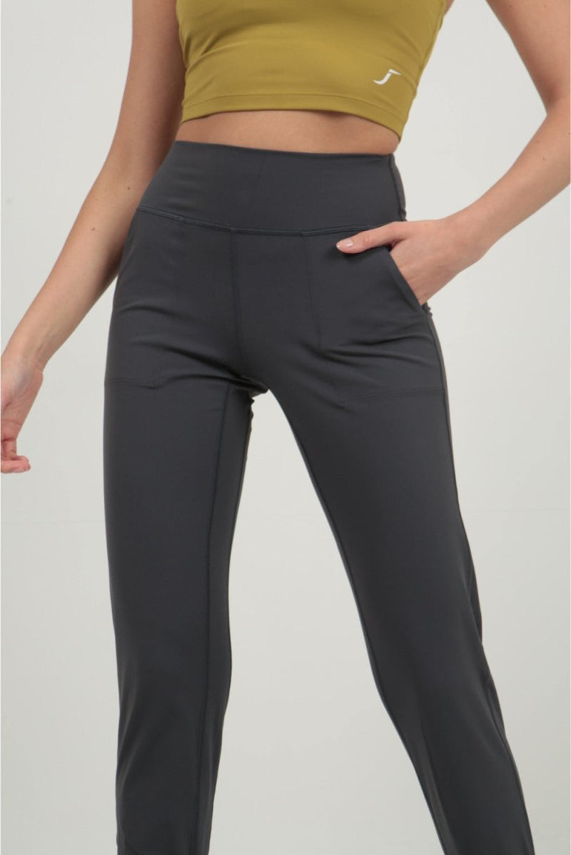 woman-gym-pants-UK-grey